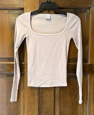 Aritzia Tna HomeStretch Rib Scoop‎ Neck Long Sleeve Top Pink Size 2XS XXS thumbnail 1