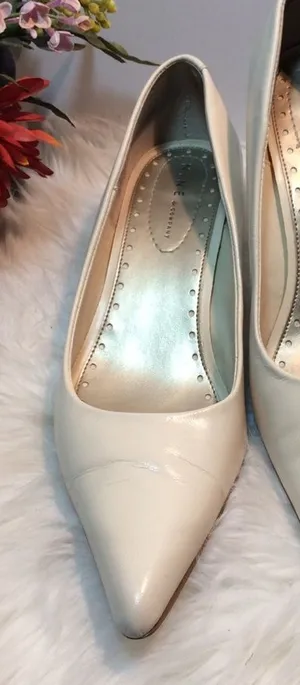 Nine & Co. Women's Beige/Cream Pump Shoes thumbnail 1