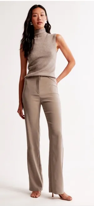Abercrombie & Fitch work pants thumbnail 1