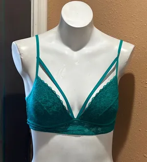 Pink Victoria’s Secret teal bralette thumbnail 1
