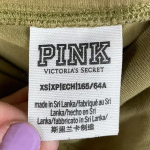 Victoria's Secret PINK Crossover Flare Legging Size XS Olive Green Y2K Yoga Pant thumbnail 4