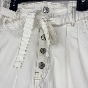 Abercrombie & Fitch White Denim Paperbag Shorts thumbnail 4