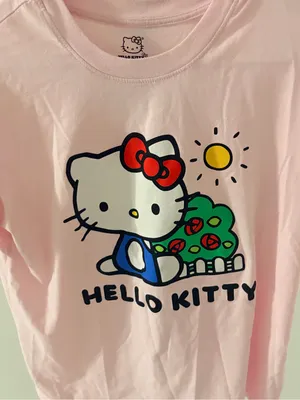 Hello Kitty Tshirt thumbnail 2