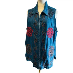 Bobbie Brooks Vest Top SZ LG Sleeveless Zip Denim Embroidered Artsy Casual Boho thumbnail 2