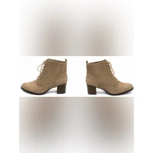 NWB Journee Collection Baylor Booties Sz 8.5 Faux Suede Lace-Up Stacked Heel Tan thumbnail 9