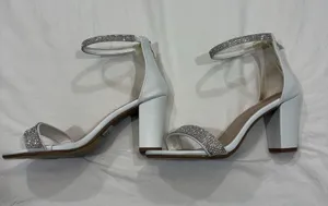 White Heels Windsor thumbnail 1