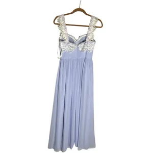 Azazie Light Purple & White Lace‎ Trim Sweetheart Neckline Bridesmaid Midi Dress thumbnail 2