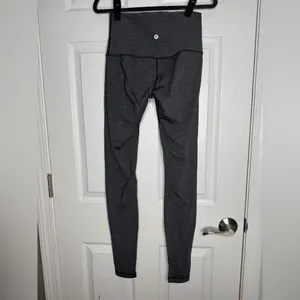 LULULEMON Wunder Under‎ Heathered Gray Full Length Leggings size 6 EUC thumbnail 2