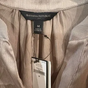Banana republic gold satin blouse thumbnail 2