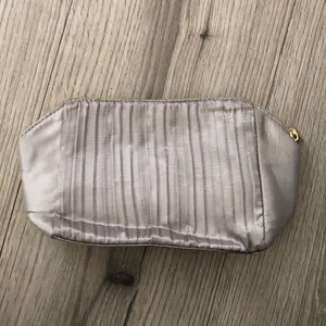 Bulgari for Emirates Silver Ruched Travel Case Makeup Bag Cosmetic Purse thumbnail 6
