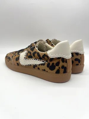 Dolce Vita Notice Stitch Sneakers Dark Leopard Calf Hair Size 9.5 NWOB thumbnail 8
