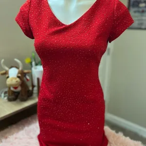 David Warren Petites Vintage Red Sequin V-Neck Cap Sleeve Sheath Dress Size 4P thumbnail 1