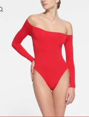 SKIMS ESSENTIAL MOCk NECK LONG SLEEVE BODYSUIT size XS S thumbnail 1