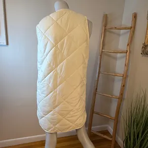 Top It Off Quilted Long Button Up Stadium Style Sleeveless Vest M/L Ivory NWT thumbnail 3