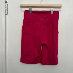 NWT Figs High Rise Biker Shorts in Raspberry Pink Size XS thumbnail 5