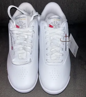 Reebok Classic White and Red Sneakers NWT size 8W thumbnail 1