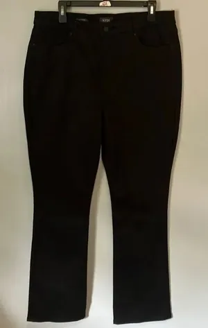 NYDJ Billie Mini Boot LiftXTuck Size 16 Black Jeans Stretchy Comfort #785 thumbnail 1