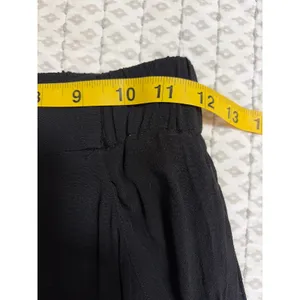 Wilfred Aritzia Black Wide Leg Cropped Pants Elastic Waist Pockets XXS EUC‎ thumbnail 4