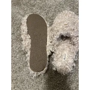 Madewell Furry Slippers Faux Fur Size 10 NWOT thumbnail 3