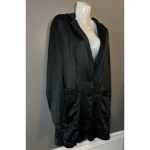 Express 100% Silk Women's Size Medium Two Button Black Single Breasted Blazer thumbnail 3