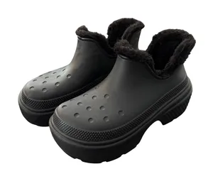 Crocs Stomp Lined Boot Women 10 Men 8 Black Faux Fur Platform Ankle Bootie Boots thumbnail 1