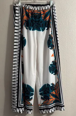 Floral Print Wide-Leg Pants thumbnail 1