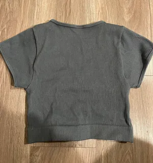 Workout Top thumbnail 3