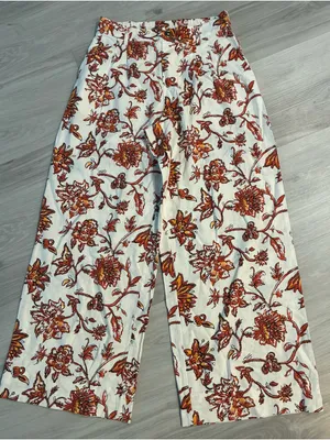 Marc New York White Pants with‎ Orange Floral Accents 55% Linen thumbnail 1