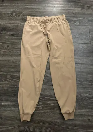 Lululemon On the Fly Jogger 25" *Luxtreme Beech Wood size 8 thumbnail 1