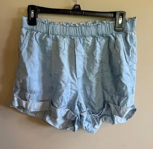 Aerie Chambray Paperbag Waist Shorts Women's M/M‎ Light Blue Cuffed Rolled thumbnail 1