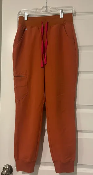 FIGS Scrub Pants thumbnail 1