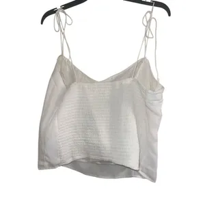 ✨Abercrombie & Fitch White Tie Strap V-Neck Sz Large Cami Top✨ thumbnail 10
