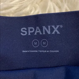 SPANX Navy High-Waist Bike Shorts size M BNWOT (O9) thumbnail 2