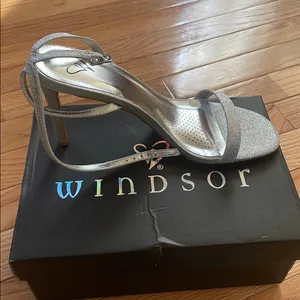 Windsor Silver Glitter Heels Strappy Size 8 Prom Party Evening Wedding thumbnail 2