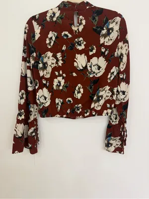 Altar’d State Floral Wrap Cropped Blouse in Rust Size Medium thumbnail 2