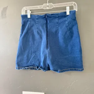 Women Medium Wash High Waisted Denim Skort with‎ Front Slits Size Medium Summer thumbnail 5