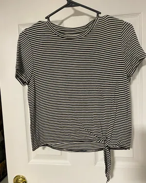 Aeropostale Top thumbnail 1