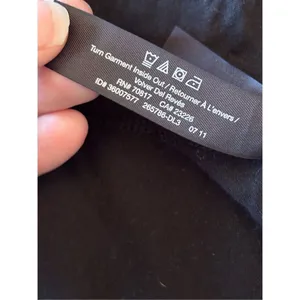 Victoria’s Secret Supermodel Essentials Black Logo Tee XS Y2K thumbnail 3