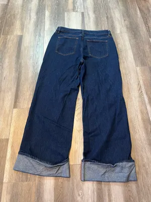 Loft Cuffed High Rise Wide Leg Jeans in Rinse Wash thumbnail 4