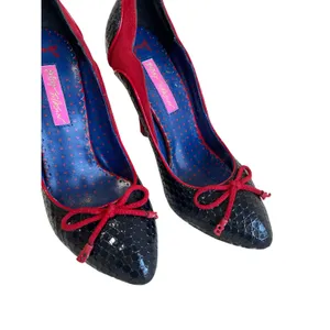 Vintage Betsey Johnson‎ Navy Blue Red Bow Snakeskin Stiletto Y2K Heels Size 5.5 thumbnail 10