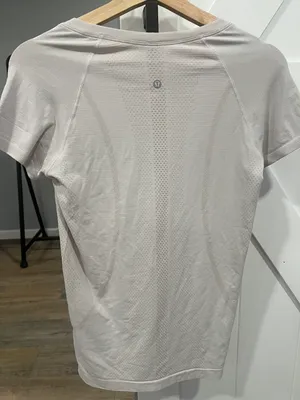 Lululemon swiftly tech short sleeve thumbnail 6