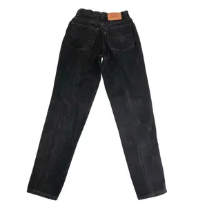 Vintage Levis Black Jeans Slim Fit Tapered Leg Size 9 Womens Black 90s USA Made thumbnail 3
