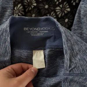 Beyond Yoga Leggings thumbnail 2