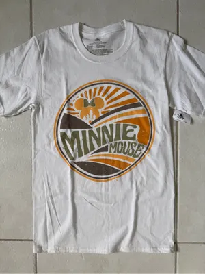 Disney World Parks Minnie Mouse Castle Graphic T Shirt Women’s size Small thumbnail 1