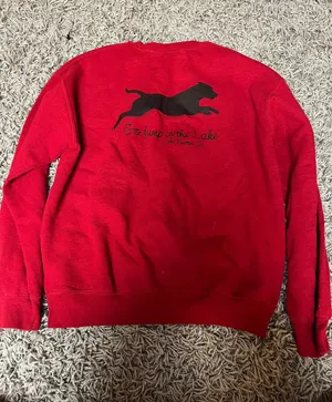 Red sweatshirt Size M thumbnail 2