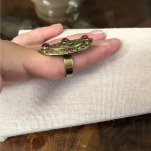 Vintage Ring Size 7
Good condition thumbnail 3