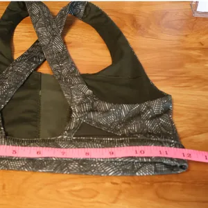 Lululemon Run Stuff Your Bra Womens Size 4 Green Stash Pockets Jazzy White Gator thumbnail 7