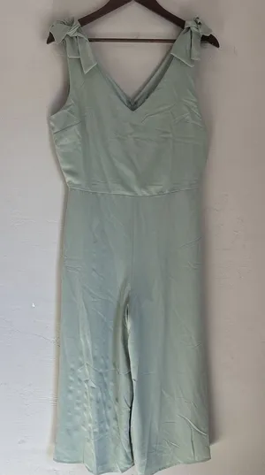 She + Sky Womens Large Sage Green Tie Strap V-Neck Wide Leg Jumpsuit Romper NWT thumbnail 1