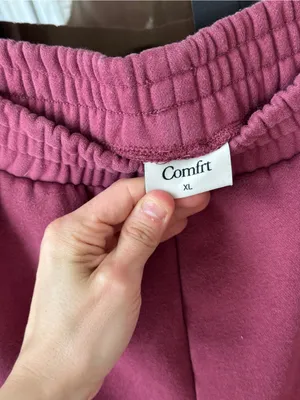 Comfrt Minimalist Sweatpants straight wide leg berry pink thumbnail 3