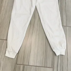 Dippin Daisys Staying In Pants Size M White Waffle Knit Jogger Pajama Coquette‎ thumbnail 6